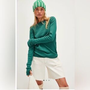 🆕🌧️🌳Free People🌧️🌳Care FP Honey B Care Neck Size Small